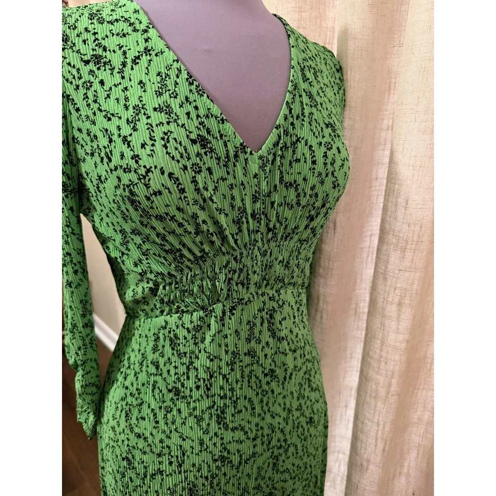 MNG Green Floral Print Midi Dress Long Sleeve V Neck Ruched Waist - Picture 6 of 9